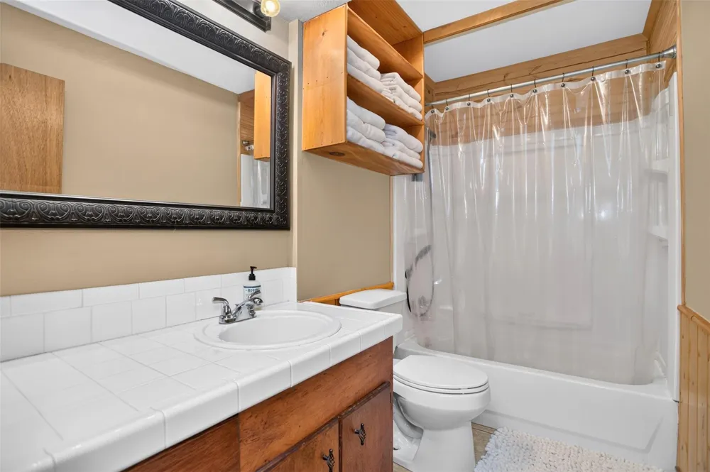 659 County Road 1535 Crockett, TX 75835