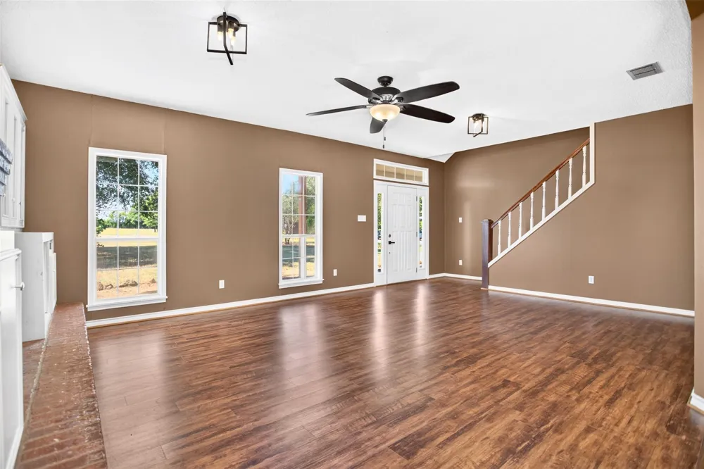 659 County Road 1535 Crockett, TX 75835