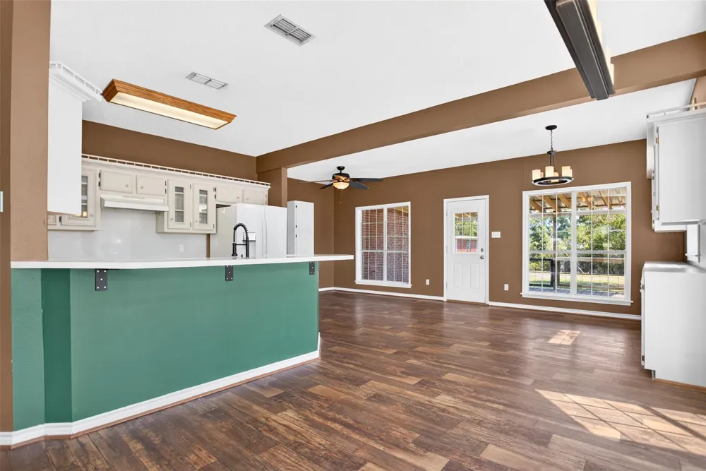 659 County Road 1535 Crockett, TX 75835