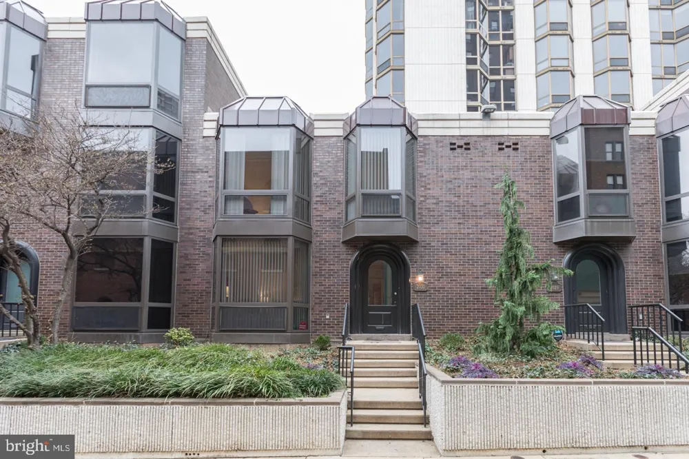 2031 CHANCELLOR STREET Philadelphia, PA 19103
