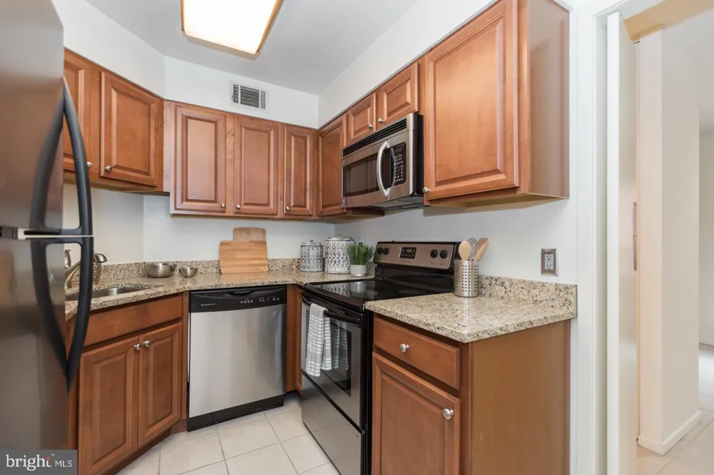 2031 CHANCELLOR STREET Philadelphia, PA 19103