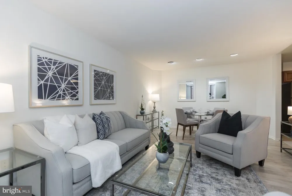 2031 CHANCELLOR STREET Philadelphia, PA 19103