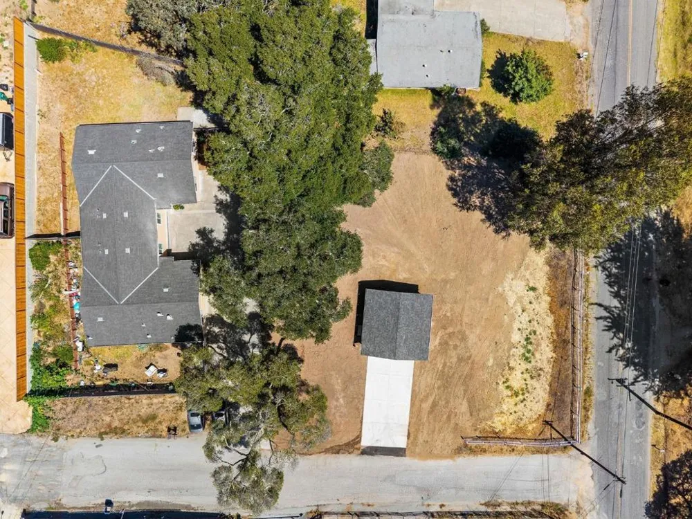 76857695 Pine Tree Salinas, CA 93907
