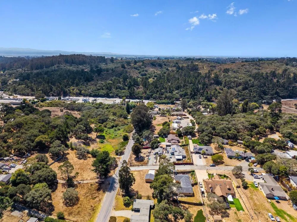 76857695 Pine Tree Salinas, CA 93907