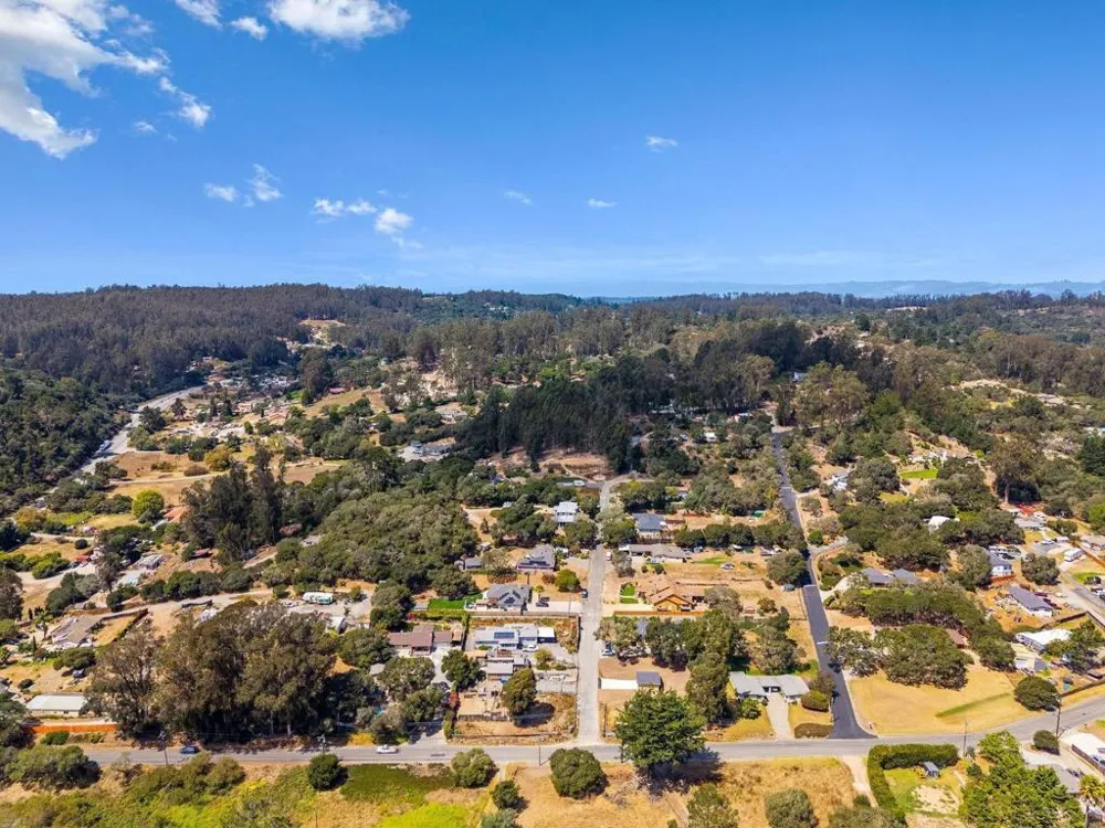 76857695 Pine Tree Salinas, CA 93907