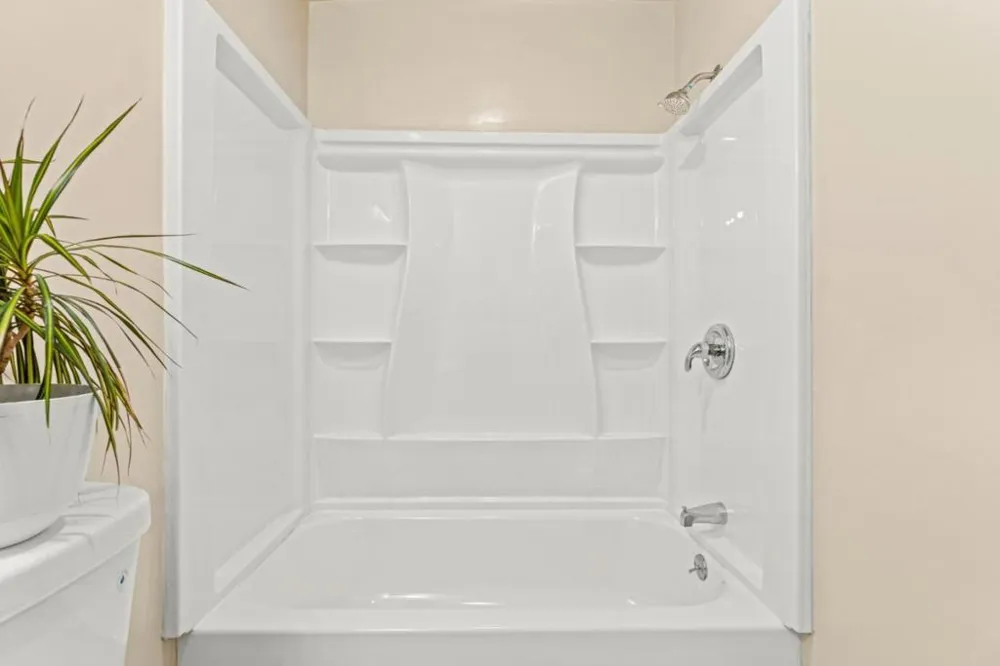 76857695 Pine Tree Salinas, CA 93907