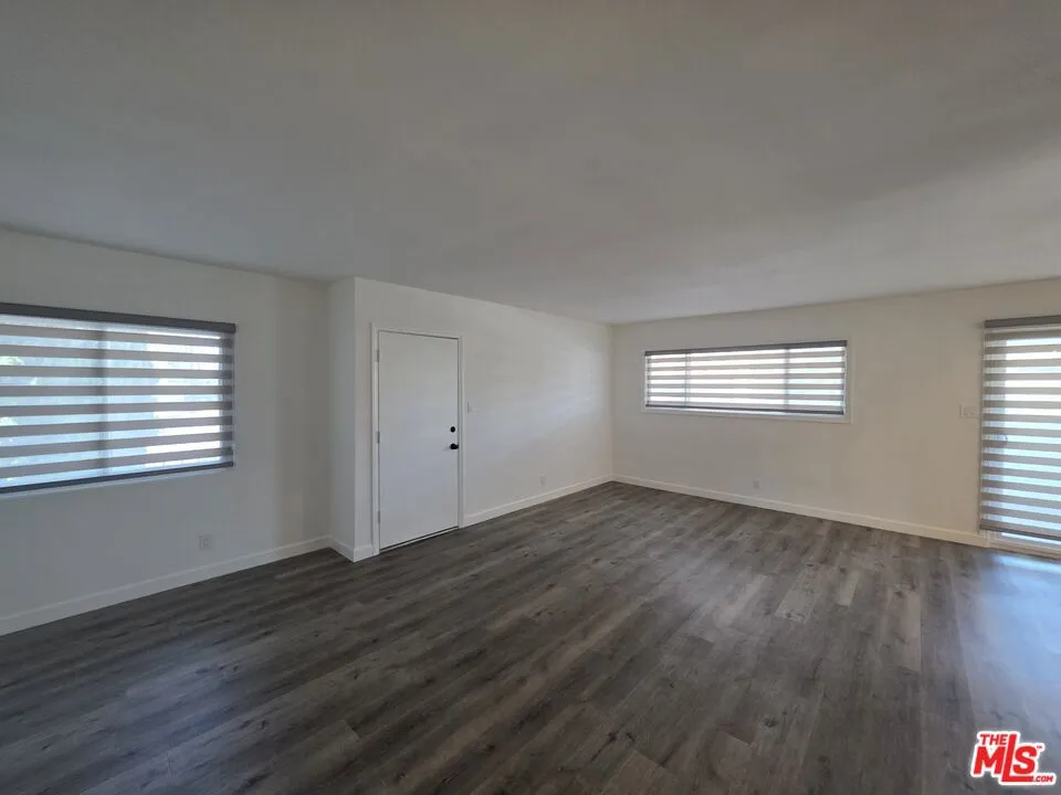 10734 Palms Boulevard #3 Los Angeles, CA 90034