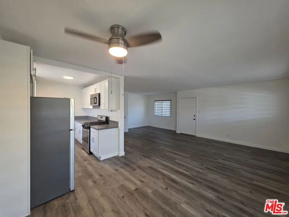 10734 Palms Boulevard #3 Los Angeles, CA 90034