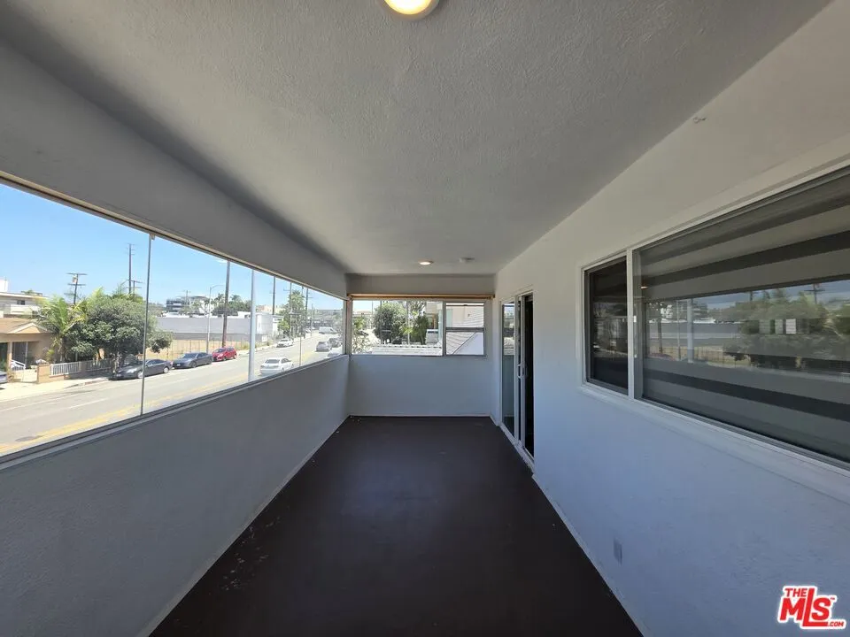 10734 Palms Boulevard #3 Los Angeles, CA 90034
