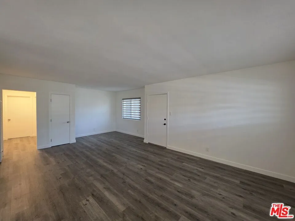 10734 Palms Boulevard #3 Los Angeles, CA 90034