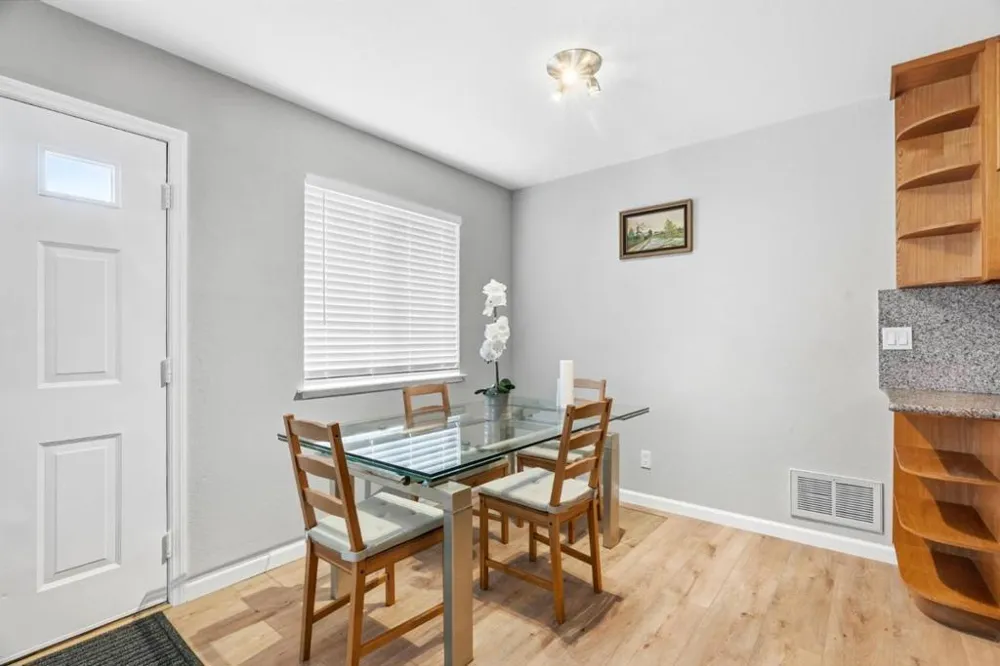 1147 Callas Lane #2 Capitola, CA 95010