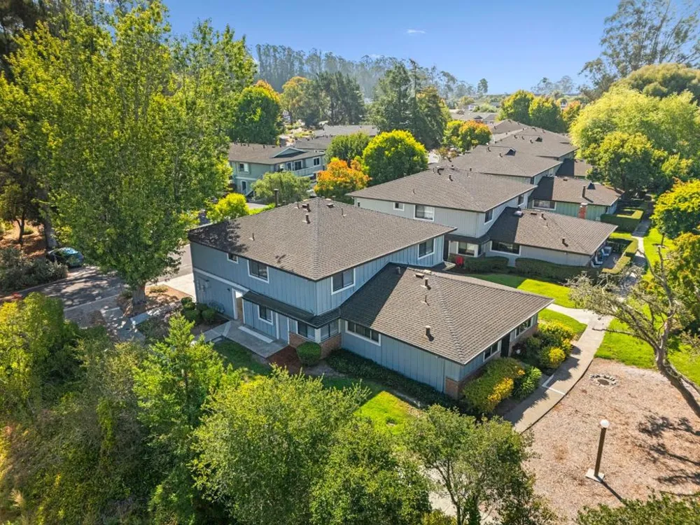1147 Callas Lane #2 Capitola, CA 95010