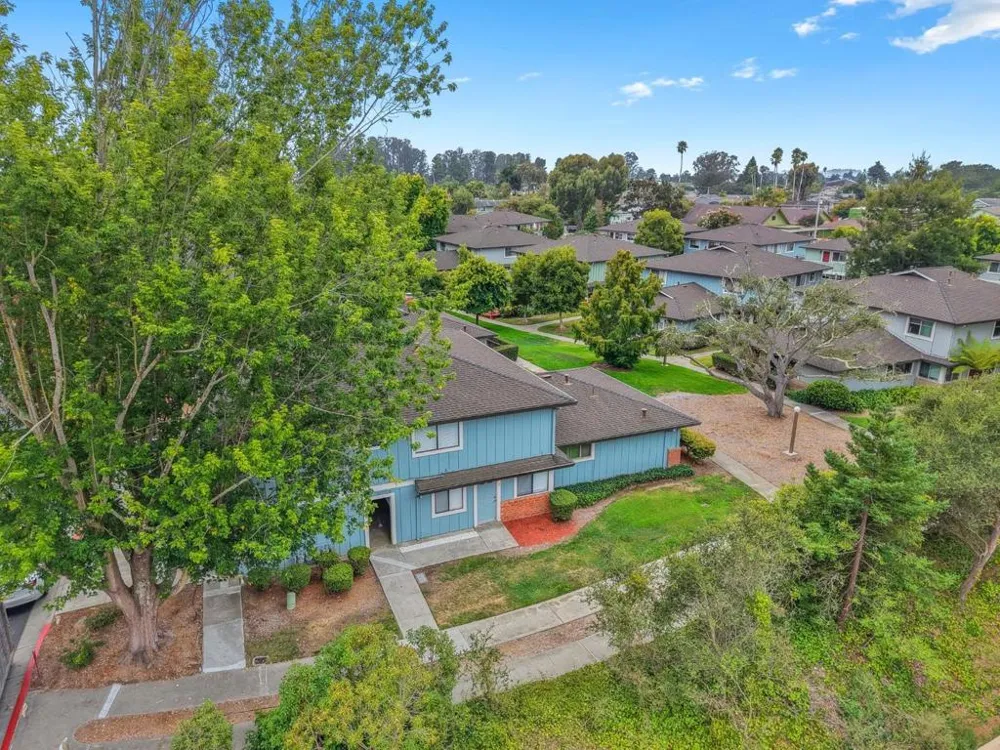 1147 Callas Lane #2 Capitola, CA 95010