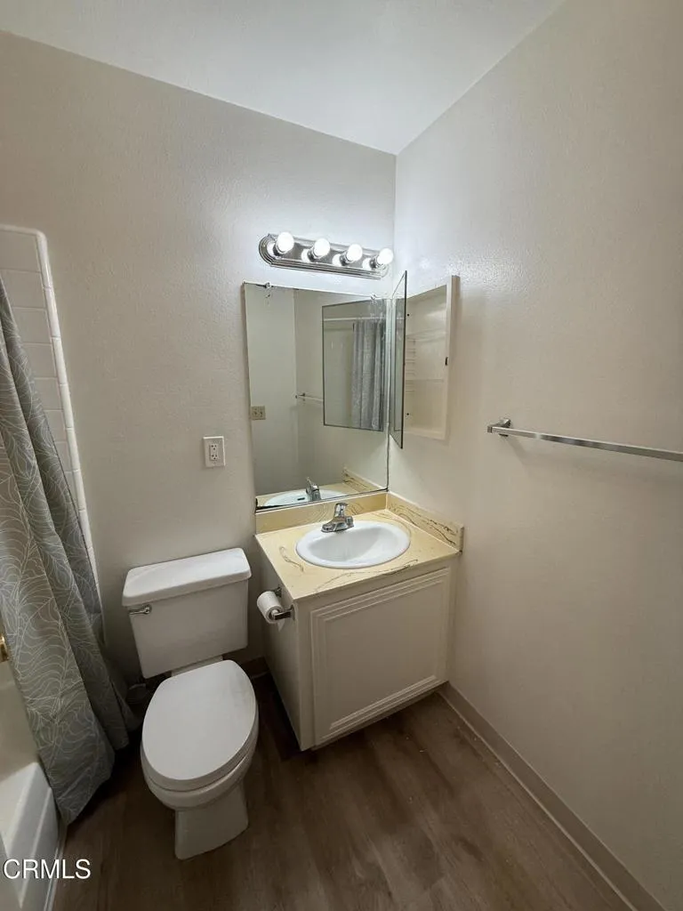 752 W Hemlock Street Port Hueneme, CA 93041