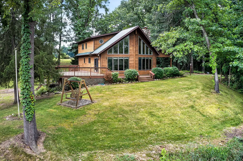 61519 Neaman Road Lockport Township, MI 49042
