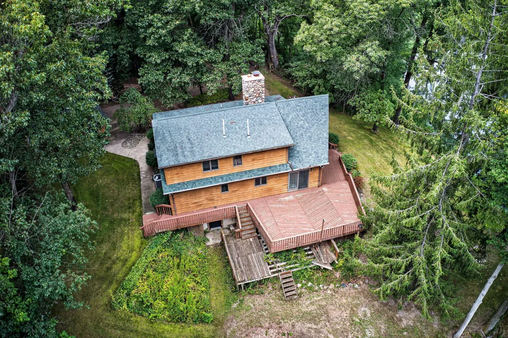 61519 Neaman Road Lockport Township, MI 49042