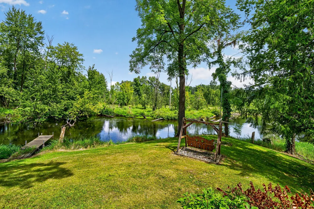 61519 Neaman Road Lockport Township, MI 49042