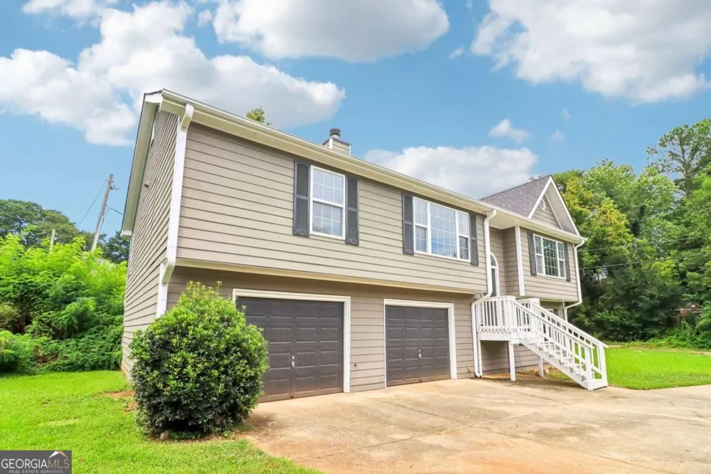 2896 Emory RD SE Smyrna, GA 30080