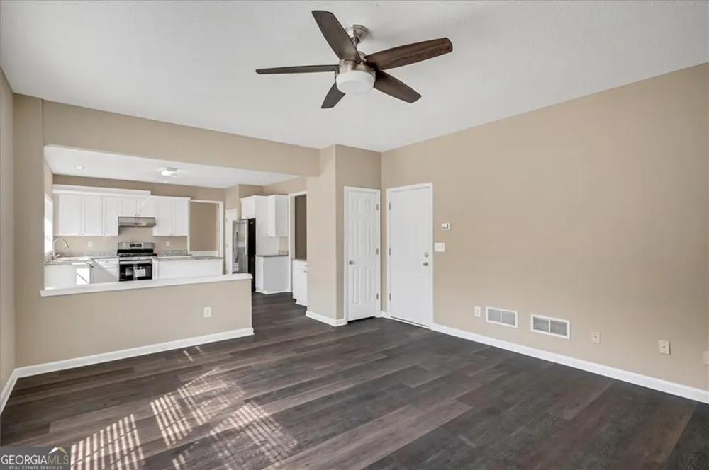 11585 Crossington RD Johns Creek, GA 30005