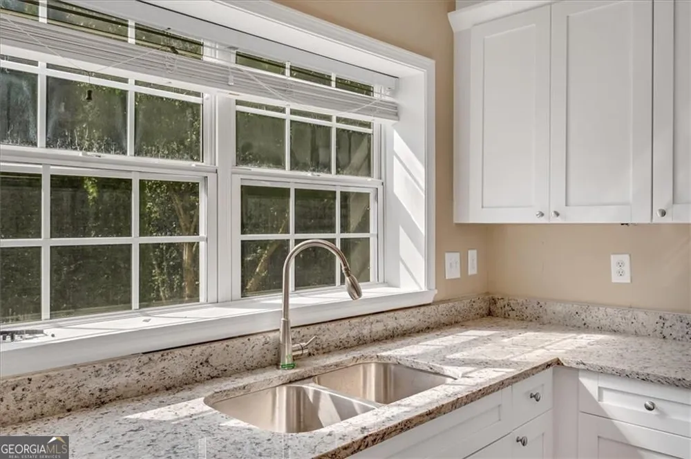 11585 Crossington RD Johns Creek, GA 30005
