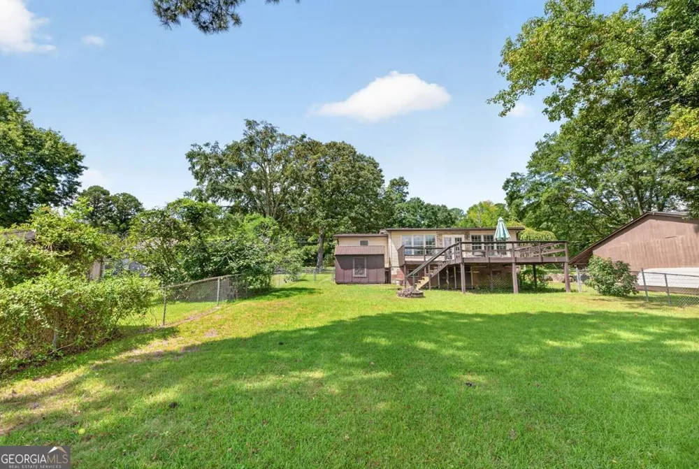 976 SW Walker Lake RD Conyers, GA 30094
