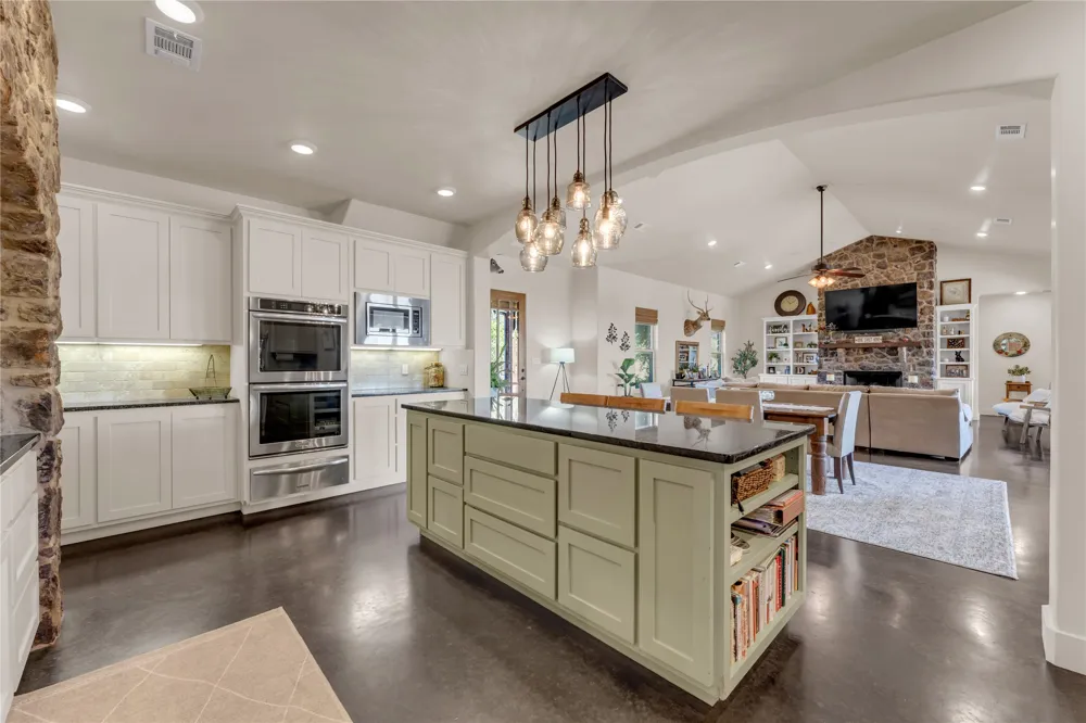 400 Darby Lane Llano, TX 78643