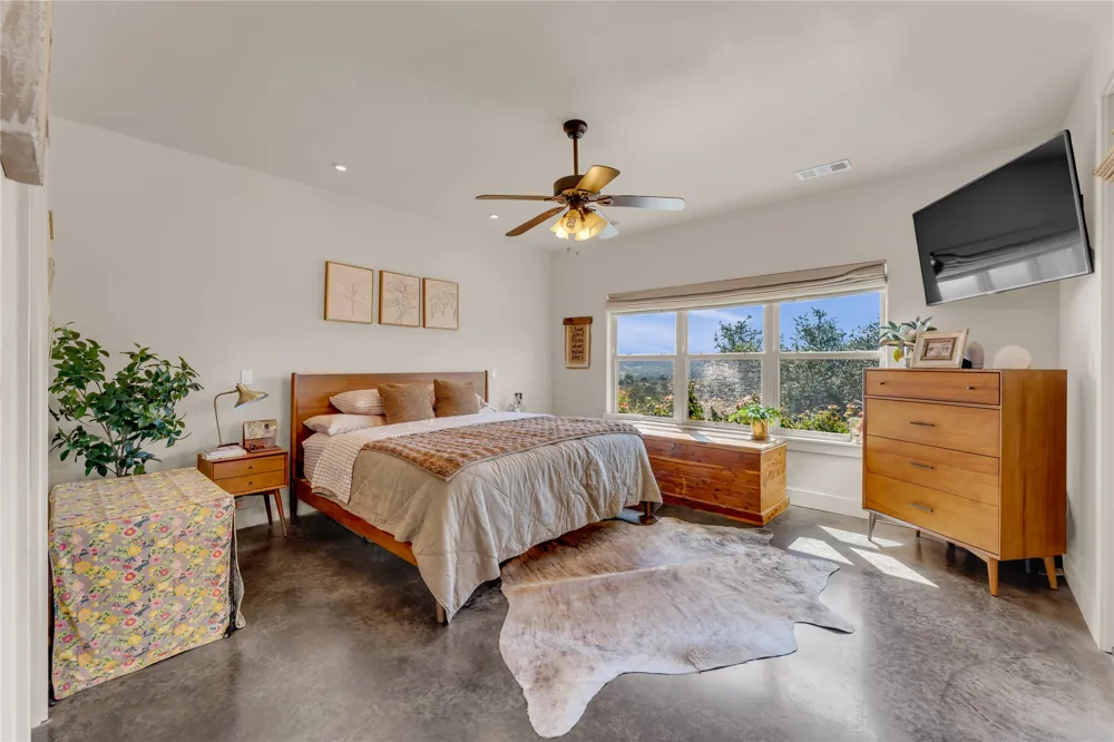 400 Darby Lane Llano, TX 78643