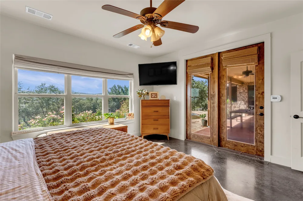 400 Darby Lane Llano, TX 78643