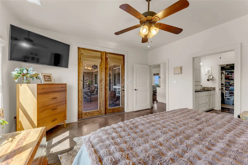 400 Darby Lane Llano, TX 78643