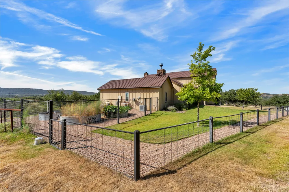 400 Darby Lane Llano, TX 78643