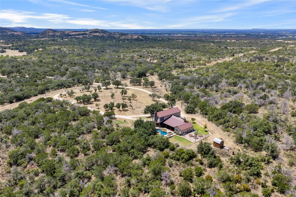 400 Darby Lane Llano, TX 78643