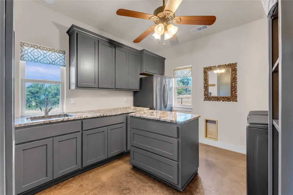 400 Darby Lane Llano, TX 78643
