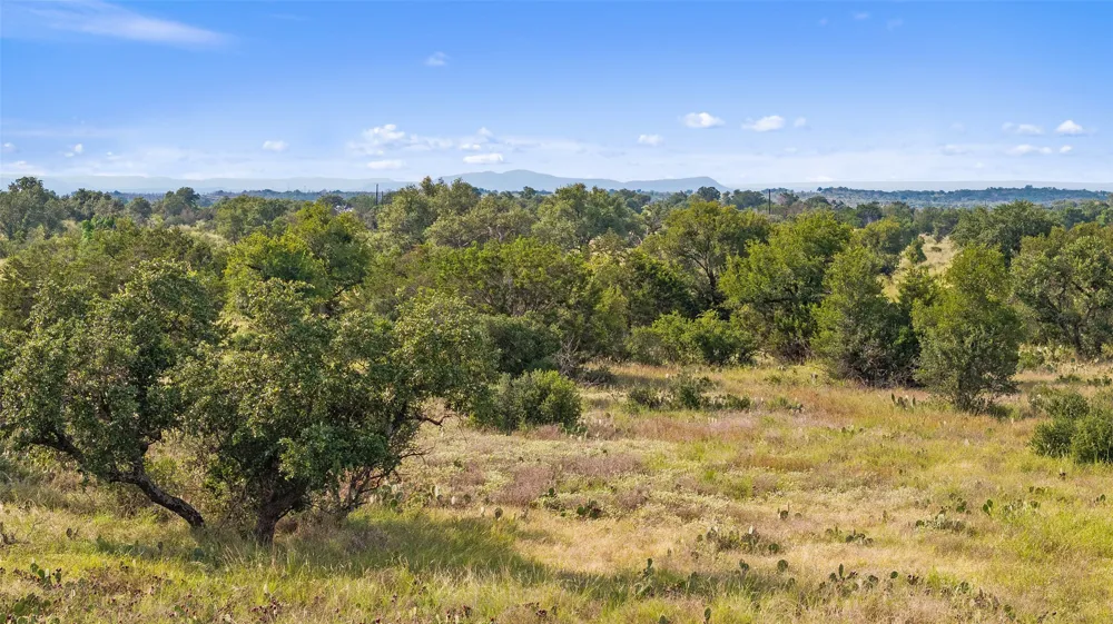 W RR 962 Round Mountain, TX 78663