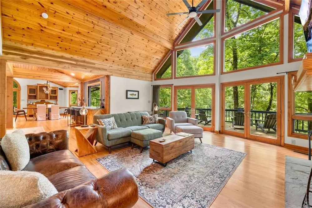 338 Woody Tucker Road Dawsonville, GA 30534