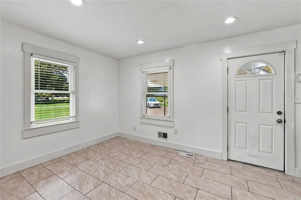 208 SE Yancy Drive SE Marietta, GA 30067