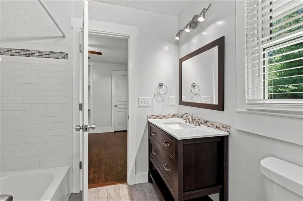 208 SE Yancy Drive SE Marietta, GA 30067