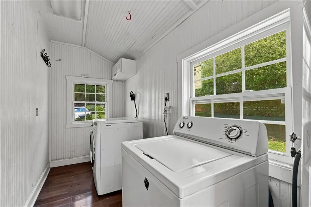 208 SE Yancy Drive SE Marietta, GA 30067