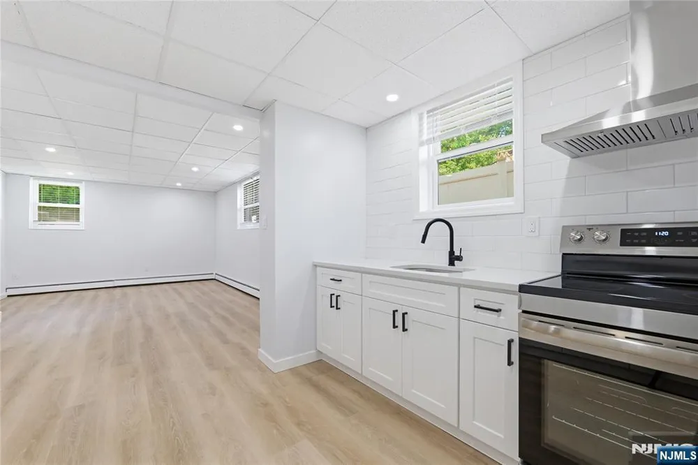 377 Passaic Street Hackensack, NJ 07601