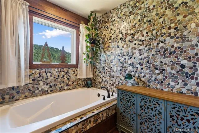 191 Strong Drive Cripple Creek, CO 80813