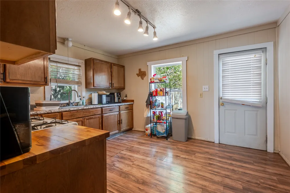 228 W Archer Street Jacksboro, TX 76458
