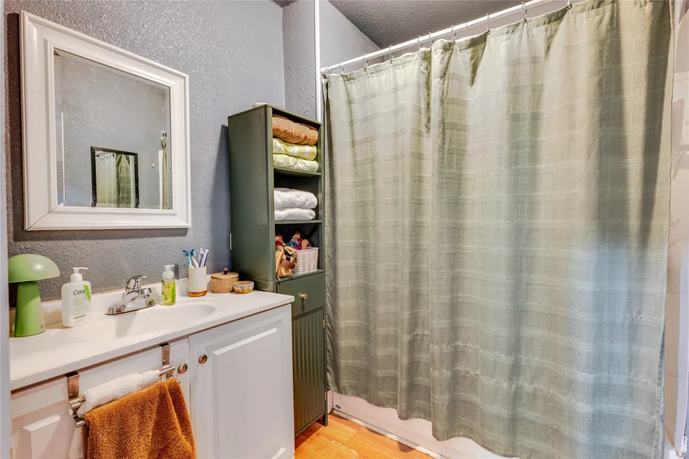 228 W Archer Street Jacksboro, TX 76458