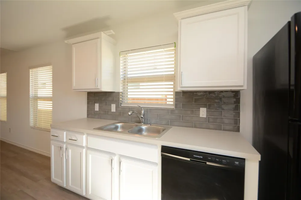 1319 Winding Willow Drive Pinehurst, TX 77362