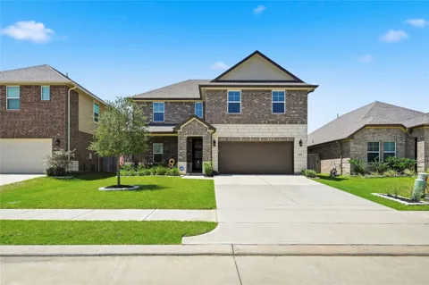 1827 E Darlington Oak Court