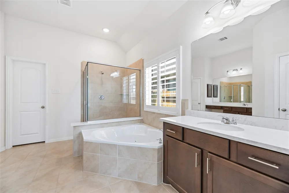 185 Sunray Creek Drive Katy, TX 77493