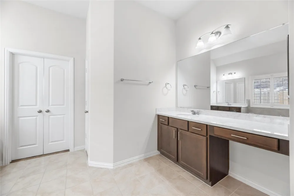 185 Sunray Creek Drive Katy, TX 77493