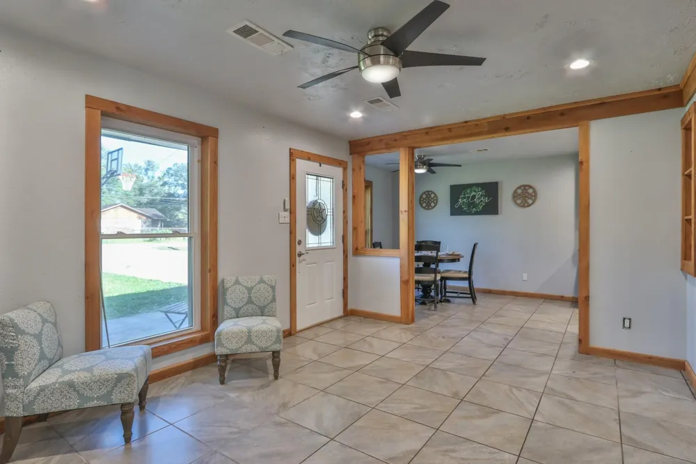 12721 7th Street Santa Fe, TX 77510