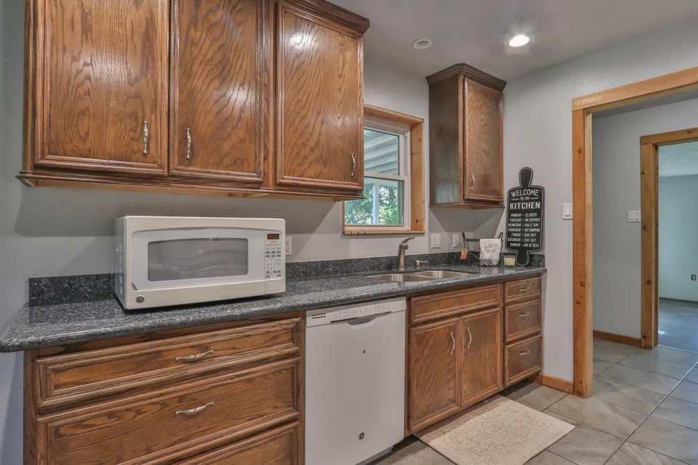12721 7th Street Santa Fe, TX 77510