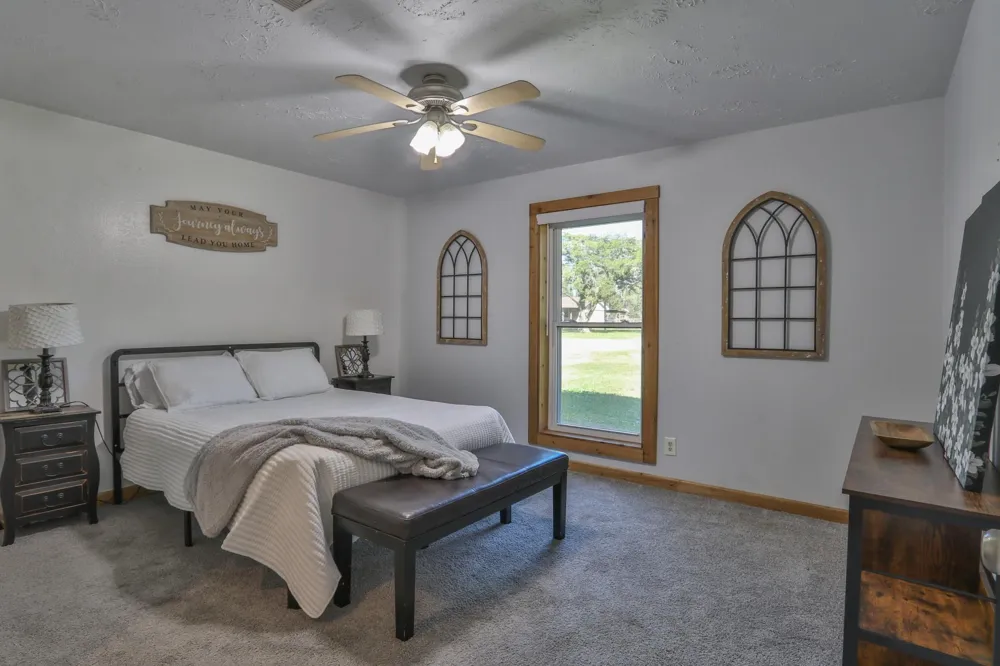 12721 7th Street Santa Fe, TX 77510
