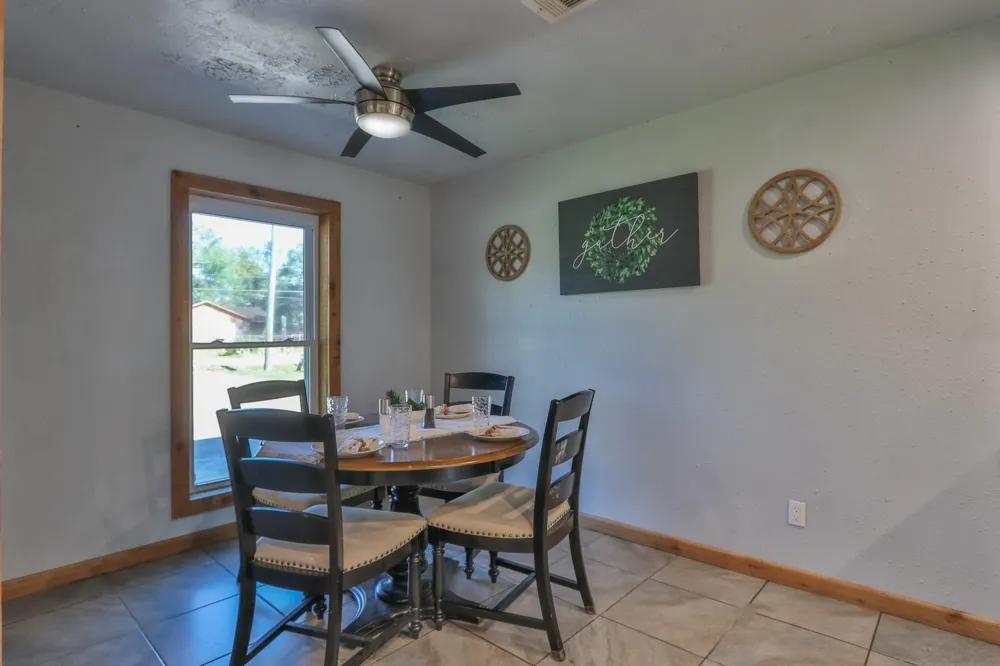 12721 7th Street Santa Fe, TX 77510