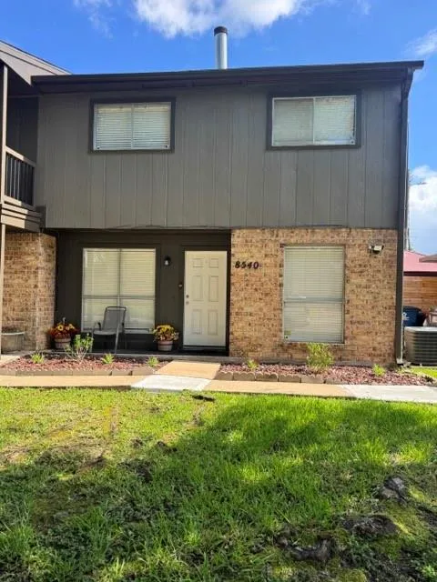 8540 Glen Meadow Lane Beaumont, TX 77706